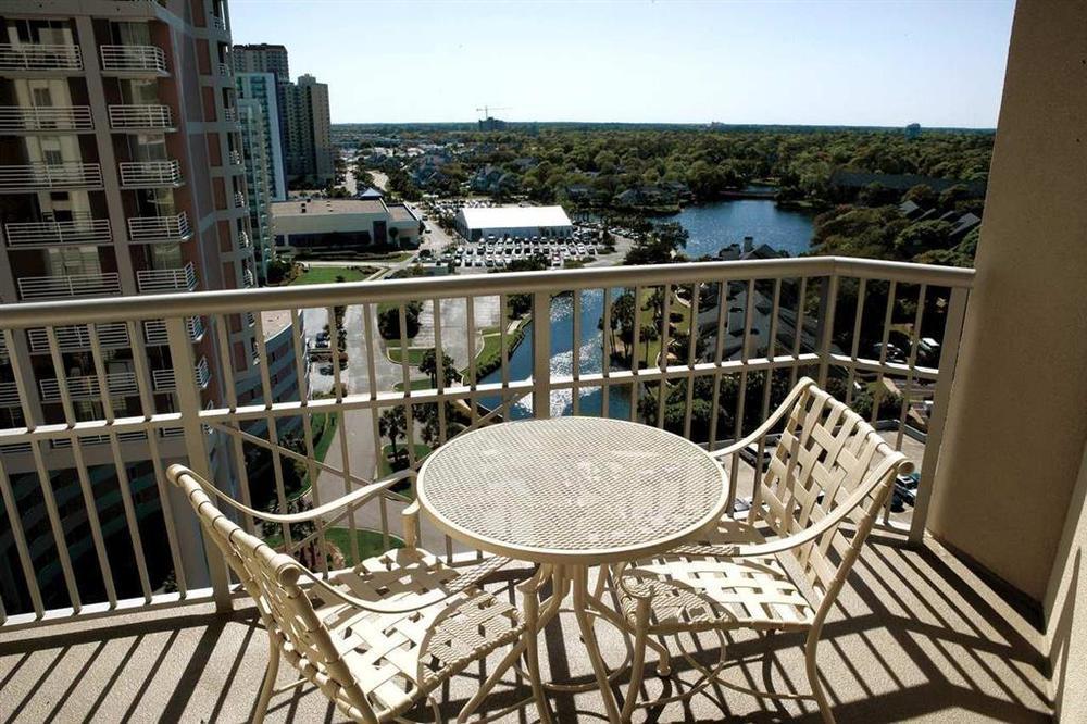 Royale Palms Condominiums Briarcliffe Acres Szoba fotó